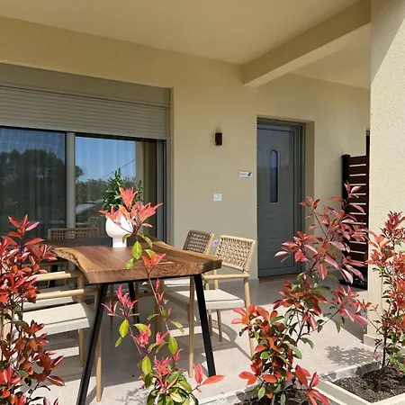 Maresol Villa