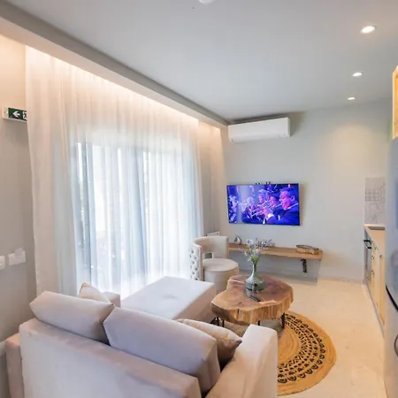 Maresol Villa