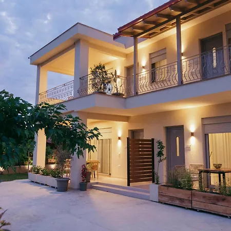 Maresol Villa